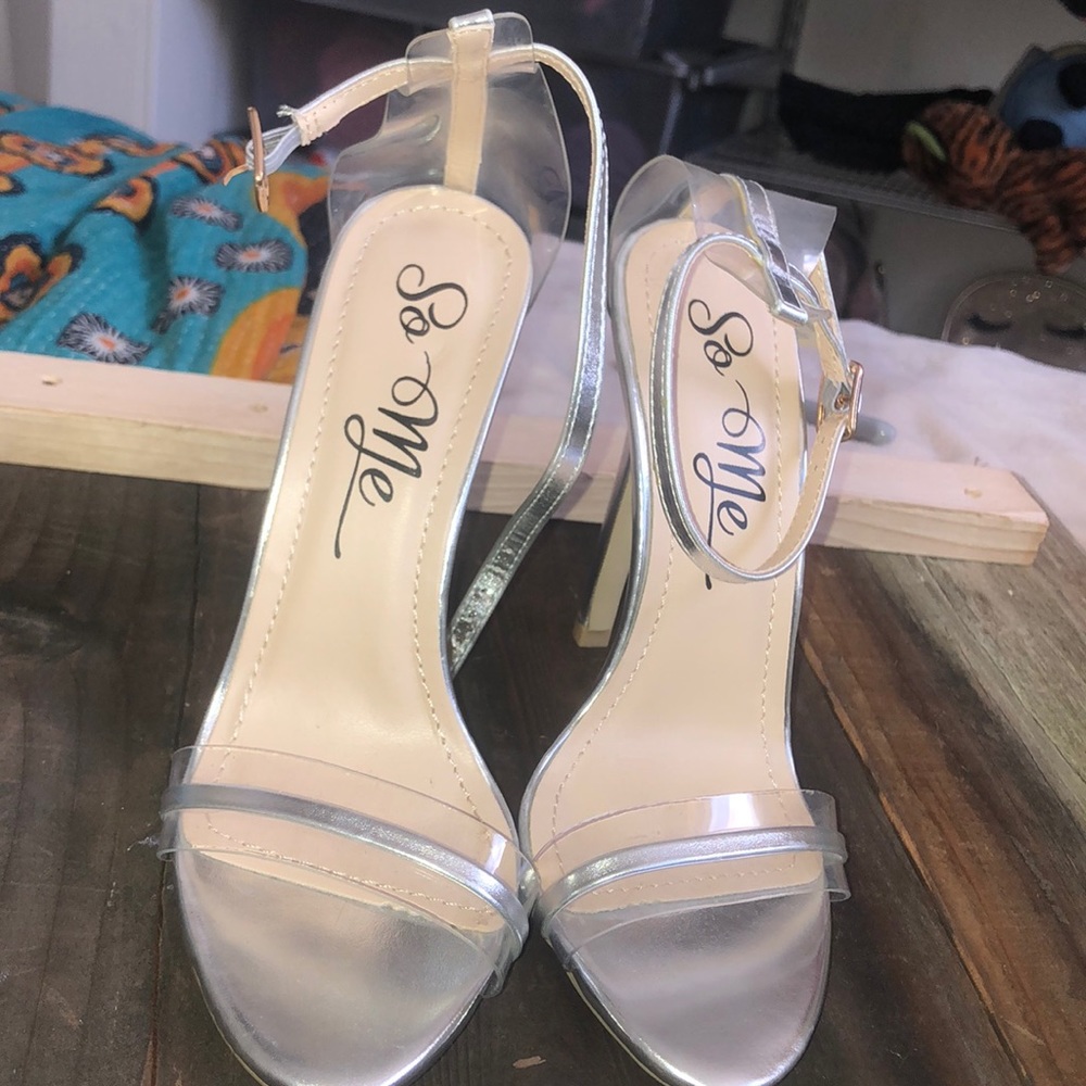 So Me sliver/clear high heels